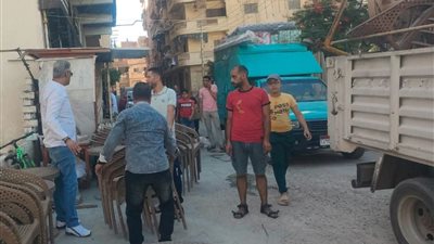 إزالة ٣٠٥ مخالفة إشغال طريق خلال حملات مكثفة بشوارع كفر الدوار