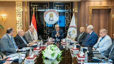 جمبلاط يترأس اجتماع اللجنة العليا للقيادات لمتابعة منظومة التدريب