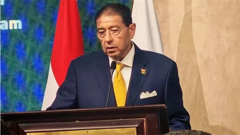 هشام عز العرب الرئيس