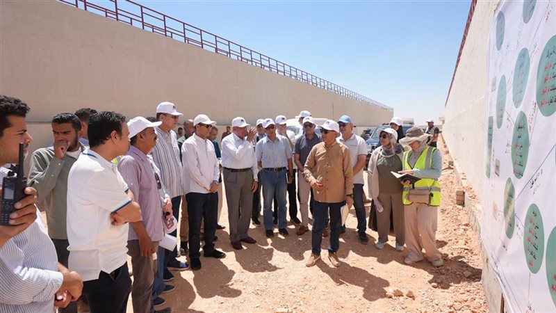 محافظ أسيوط 