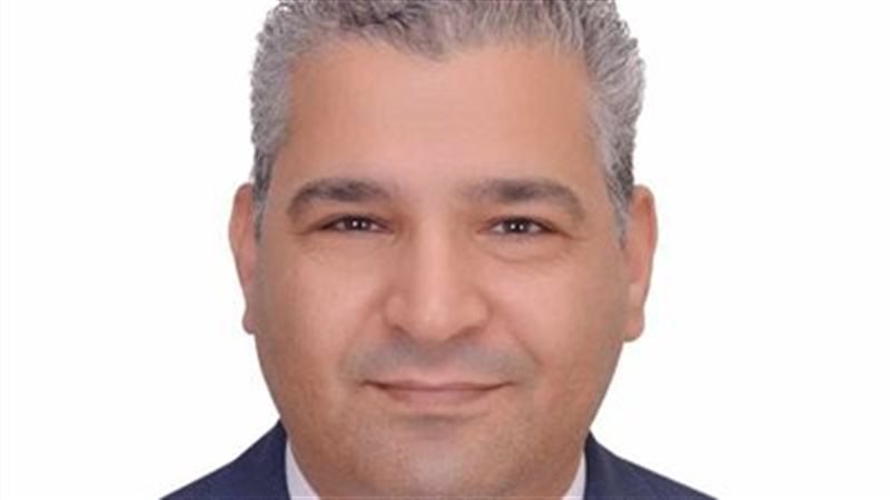الدكتور عياد رزق
