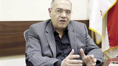 بعد هجوم ساويرس عليه.. عصام خليل لـ