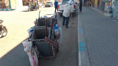 حي عتاقة بالسويس يواصل حملات النظافة ورفع كفاءة الشوارع بعدد من المناطق