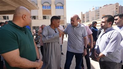 محافظ أسيوط في زيارة مفاجئة لمستشفى الإيمان العام بحي الأربعين 