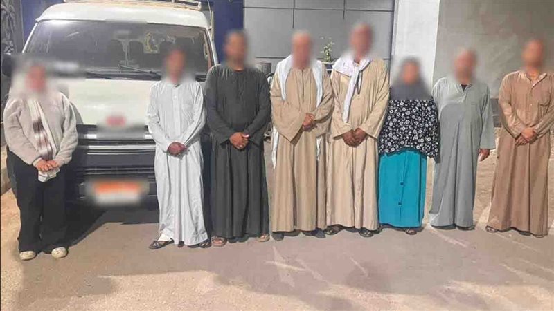 المتهمين 