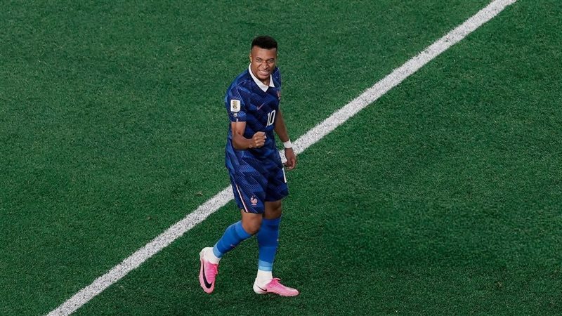 مبابي نجم فرنسا في كأس العالم 2026