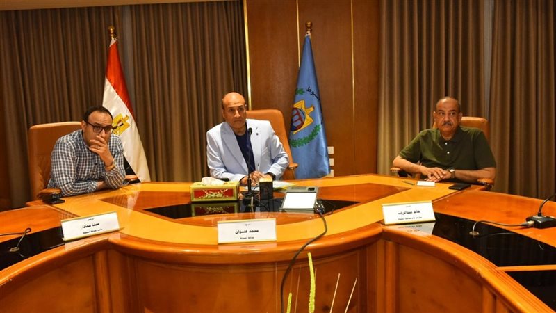 محافظ أسيوط 
