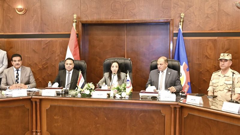 محافظ البحيرة توجّه