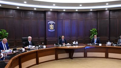 رئيس الوزراء: الحماية الاجتماعية أولوية للعمالة غير المنتظمة