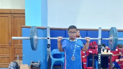 إنجاز جديد للسويس.. عمر عزت يحصد المركز الثالث ببطولة الأولمبياد الخاص المصري