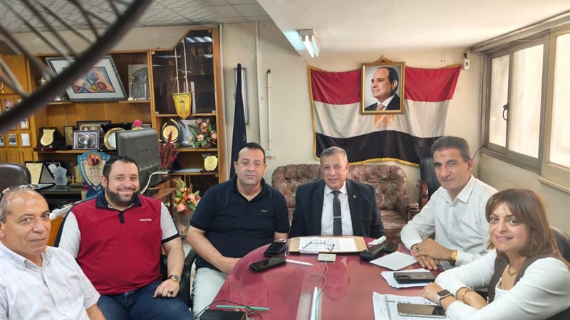 البحيرة توسع التعليم