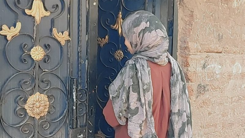 من حمله طرق الابواب