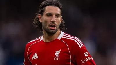 ليفربول يجدد تعاقد نجمه دومينيك سوبوسلاي 4 مواسم جديدة