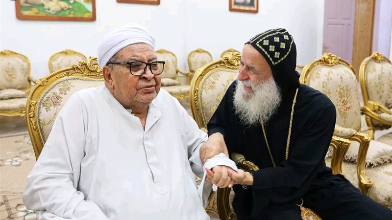 الأنبا بيمن برفقة