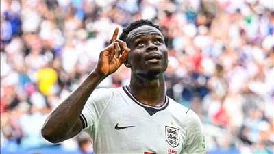 ساكا يحصد جائزة رجل مباراة إنجلترا وفرنسا في كأس العالم 2026