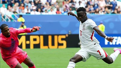 ساكا: أردنا إنهاء كأس العالم بأفضل صورة.. وبيلينجهام أصر على منحي ركلة الجزاء