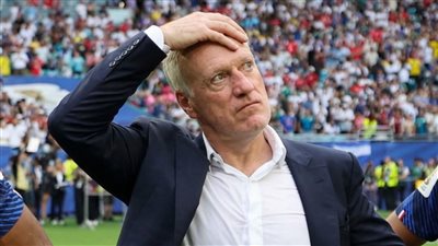 عندما تقع في مستنقع أفكارك.. ديشامب ضحية الطمع بكأس العالم