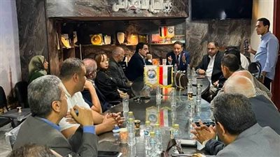 الجيل الديمقراطي يناقش تطورات المنطقة والإصلاح الاقتصادي في صالونه السياسي