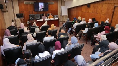 تجارب نسائية في الصحافة والإعلام