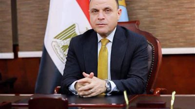محافظ الغربية يتابع القافلة الطبية بقرية محلة القصب بمركز المحلة 