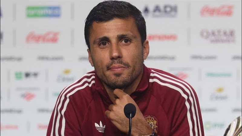 رودري قائد منتخب