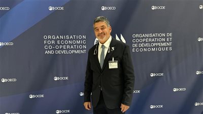 عمرو سليمان يمثل القومي للمرأة بمنتدى OECD في باريس