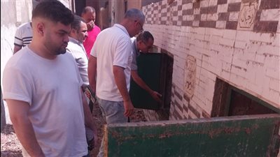 «نيوز رووم» ترصد.. ومحافظ القليوبية يستجيب لفحص تجمعات المياه بمقابر الشموت
