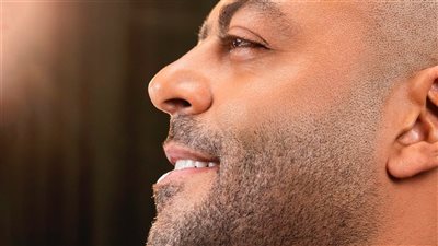 تامر عاشور يتصدر التريند ببرومو 