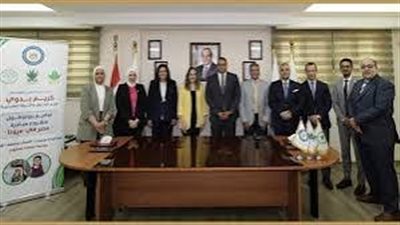توقيع بروتوكولي تعاون لدعم علاج مرضي الحروق وأمراض العيون