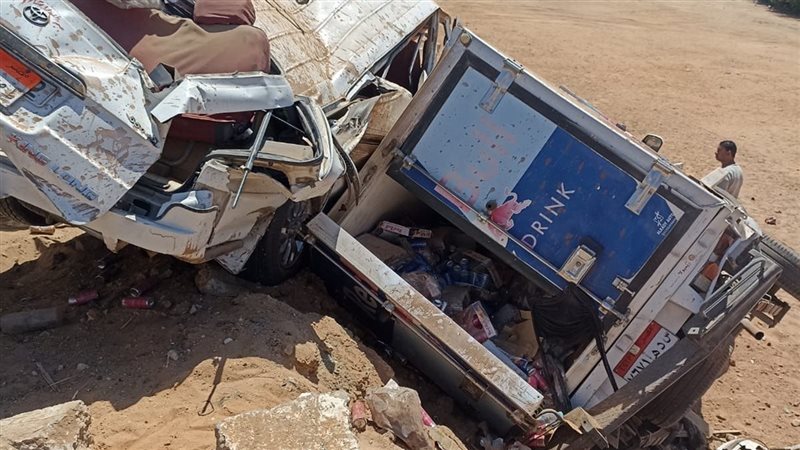 مصرع شخص وإصابة اثنين