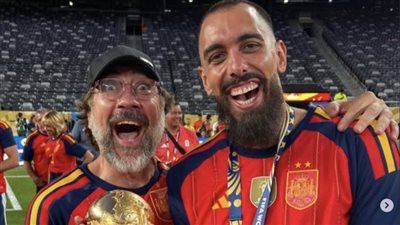 من روساليا إلى مايا خليفة.. مشاهير احتفلوا بتتويج إسبانيا بالمونديال