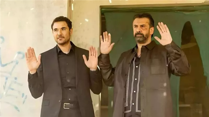 فيلم 7Dogs