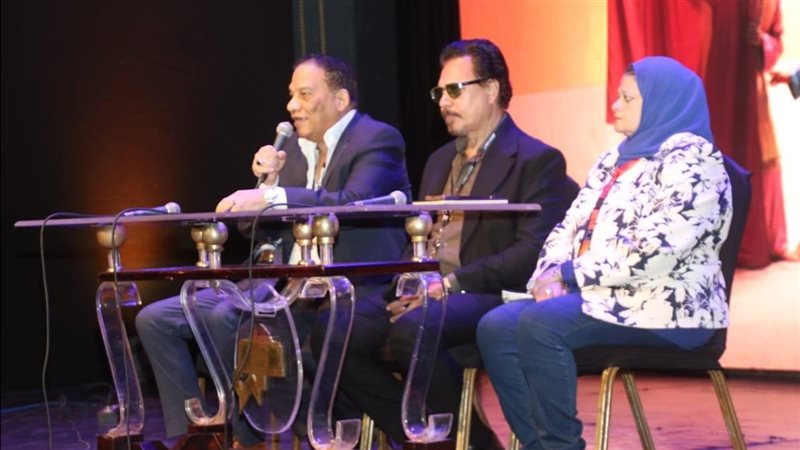 المؤتمر الصحفي للمسرح