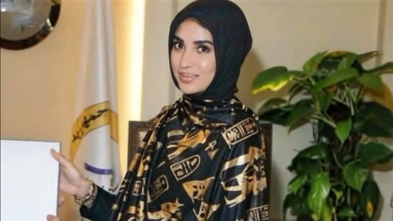 إطلالة سيدة القطار