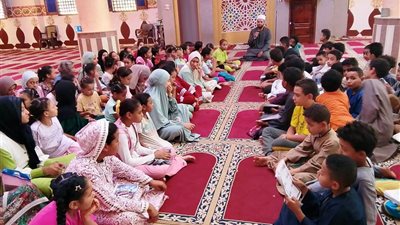 مواصلة تنفيذ النشاط الصيفى للأطفال داخل مساجد أسوان 