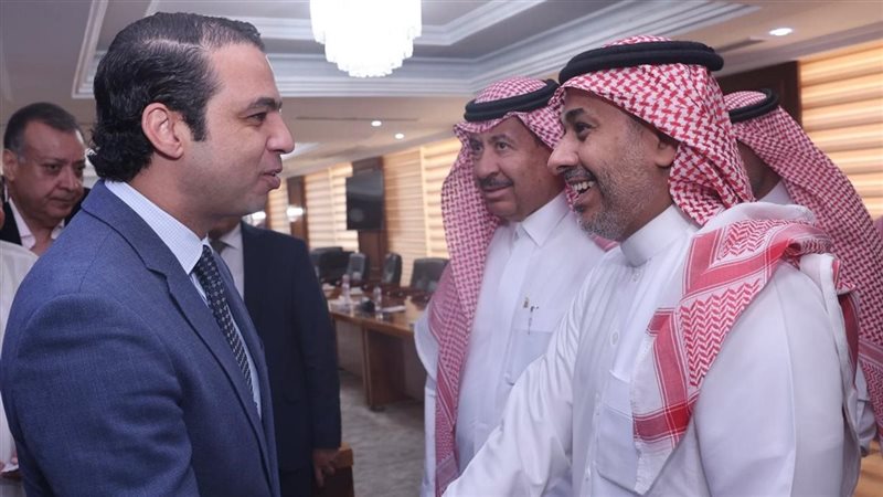 رجل الأعمال علي سالم