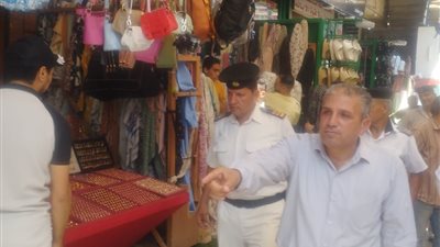 الأجهزة التنفيذية بالشرقية تشن حملات لضبط المخالفين وإعادة الانضباط بالشوارع