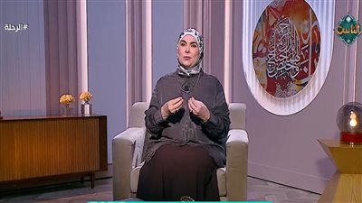 استشارية أسرية: النقد المستمر يدفع الأبناء للهروب إلى العالم الافتراضي