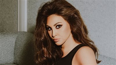 فرحانة معاك .. إليسا تتألق على ألحان أغنيتها من أحدث ظهور |صور