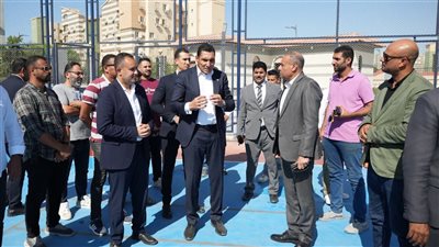 وزير الرياضة ورئيس جهاز مدينة العلمين يتفقدان المنشآت الرياضية بمنطقة الإسكان 