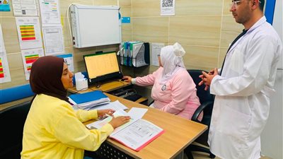 فرق الرعاية بالسويس تتابع انتظام العمل بمركز أسرة التوفيق في  ذكرى ثوره يوليو 