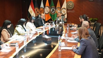 الرقابة المالية والبنك الدولي يبحثان تطوير سوق المال وآليات استثمارية جديدة 