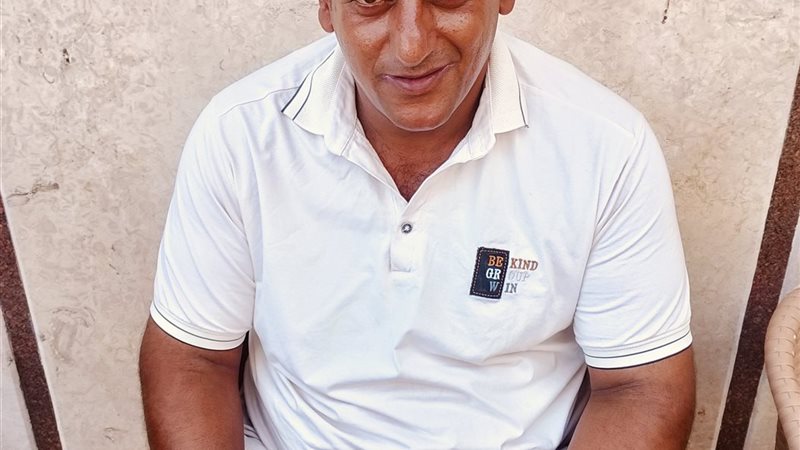 سائق التريلا - بطل