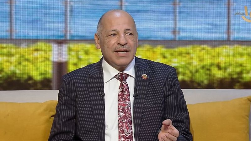 عادل العمدة 