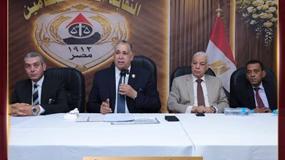 بعد أزمة لؤة خلف.. نقيب المحامين: الحجاب ليس شرطًا لممارسة المهنة