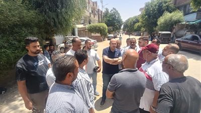 جولة ميدانية بالحوامدية لمتابعة إصلاح هبوطات الصرف الصحي وأعمال الرصف