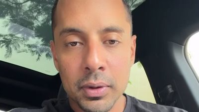 بعد دوره في مسسل أندر إيدج.. عمرو وهبة يناقش مشاكل العالم الأول |فيديو 
