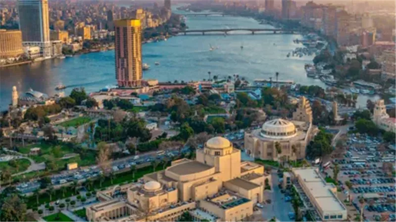 القاهرة