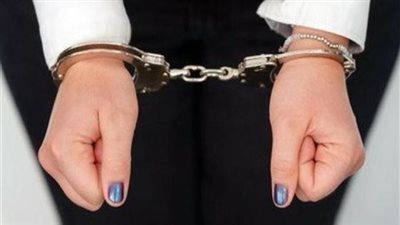 بهدف تحقيق الأرباح.. صانعة محتوى تكشف سبب نشرها فيديوهات خادشة للحياء