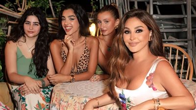 اليوم .. إليسا تطرح فيديو كليب لعبة الأيام                                    